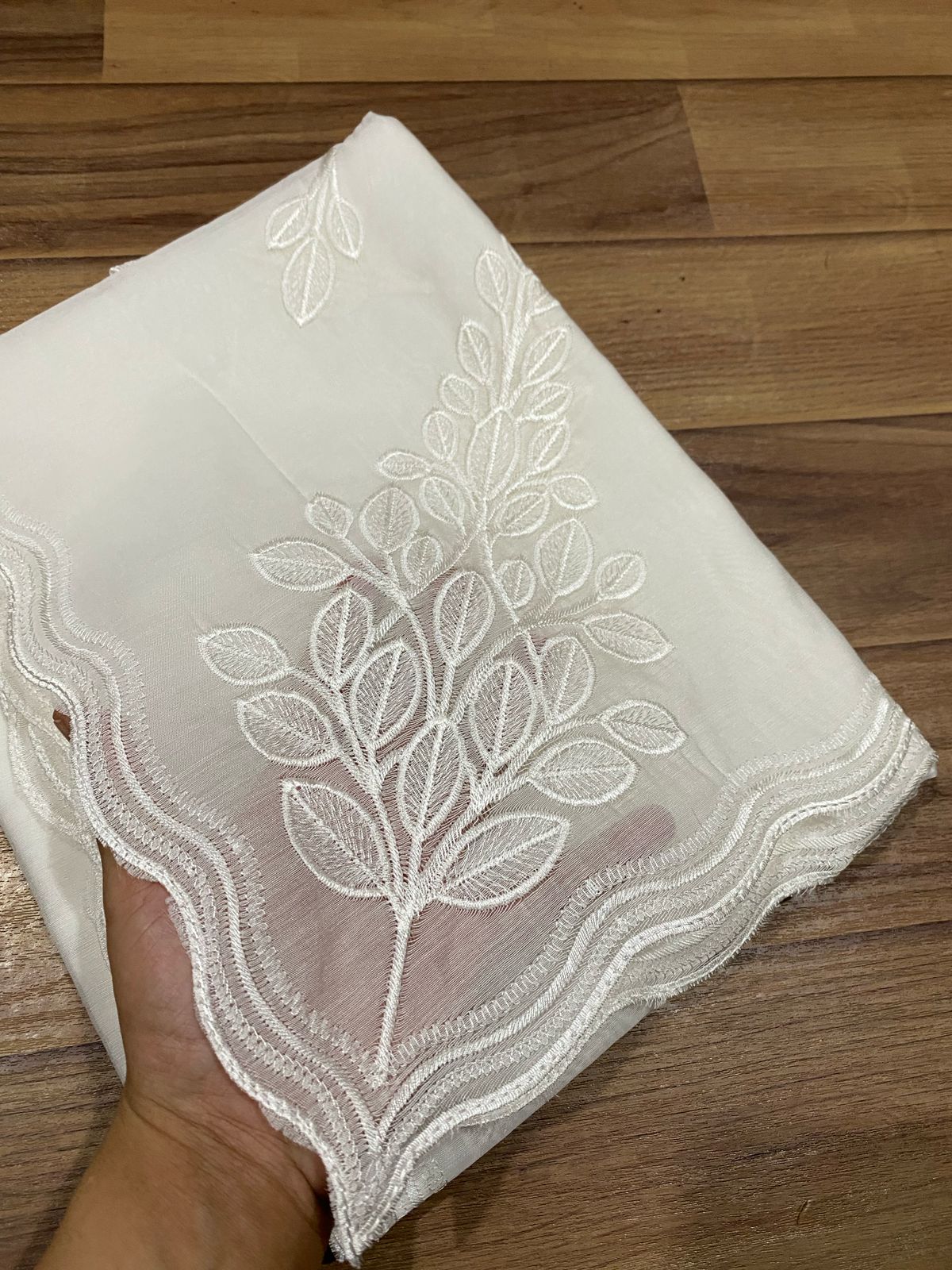 Voile Lawn Dupatta – Leaf Embroidery with Wavy Scalloped Cutwork Border (2.75 Yards, Dyeable)