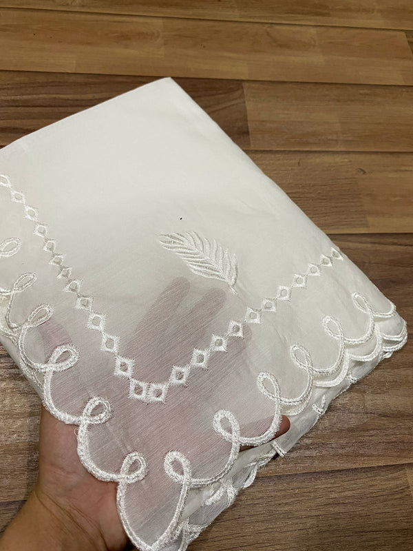 Voile Lawn Dupatta – Minimal Leaf Embroidery with Looped Cutwork Border (2.75 Yards, Dyeable)